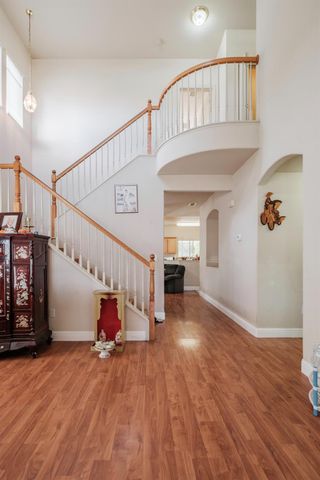 7250 Radha Dr, Sacramento, CA 95828