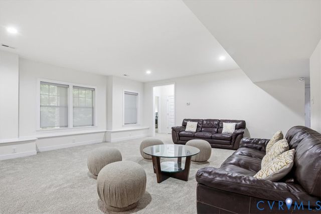 1501 Bluewater Ter, Chester, VA 23836