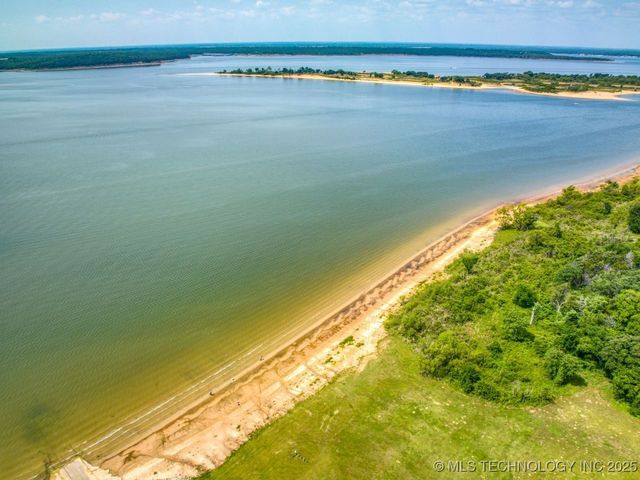 12095 Rhynes Circle, Kingston, OK 73439