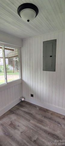 46 Falls Avenue, Granite Falls, NC 28630