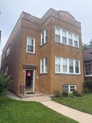 5904 N Fairfield Avenue 2, Chicago, IL 60659