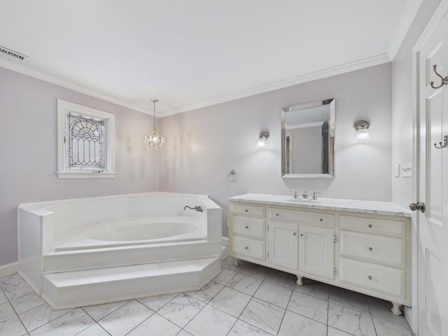 6 Maple Street, Windham, NH 03087