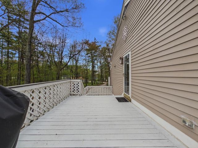 6 Maple Street, Windham, NH 03087