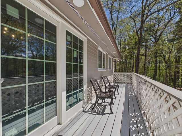 6 Maple Street, Windham, NH 03087
