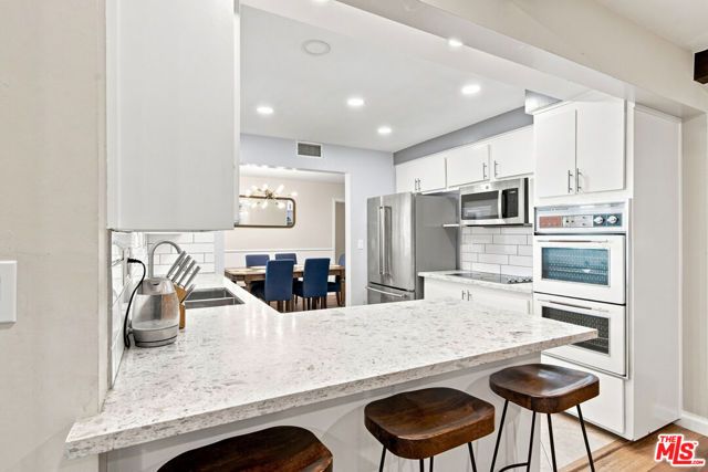 1873 Rosemount Avenue, Claremont, CA 91711