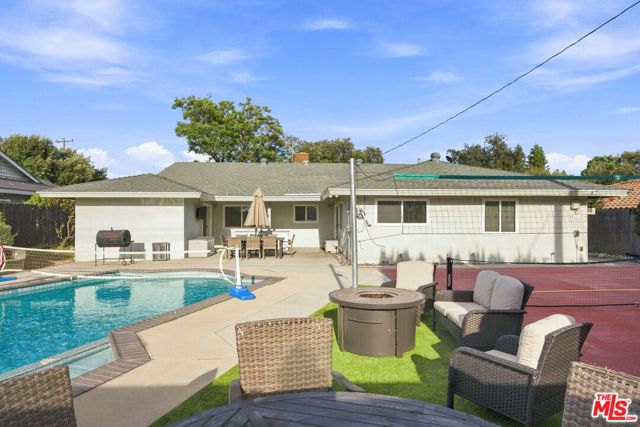 1873 Rosemount Avenue, Claremont, CA 91711