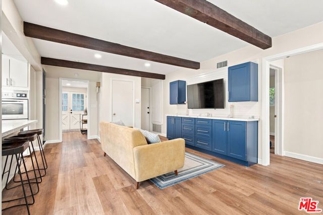 1873 Rosemount Avenue, Claremont, CA 91711