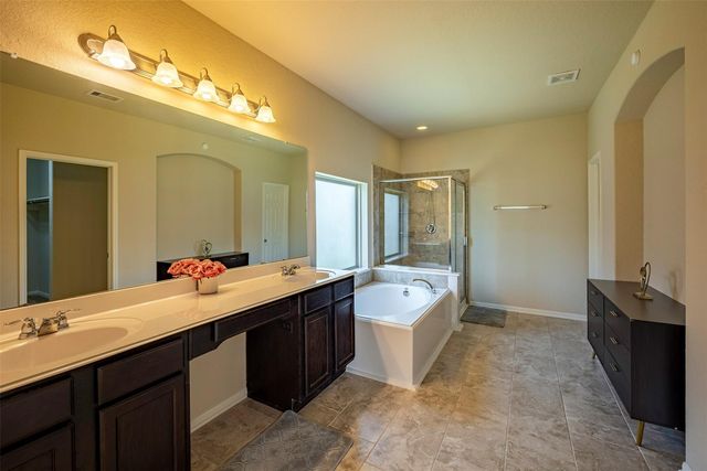 4423 Hidden Oaks Way, Houston, TX 77084