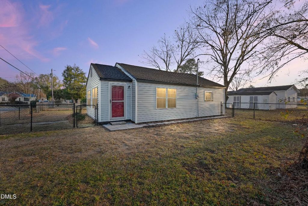 513 Wondertown Drive, Erwin, NC 28339