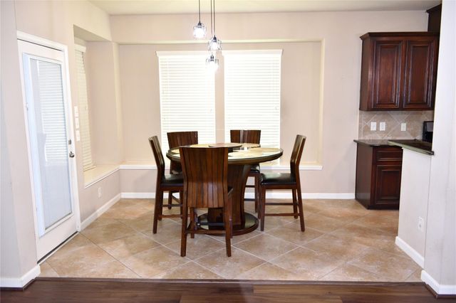 5106 Autumn Rose Lane, Sugar Land, TX 77479