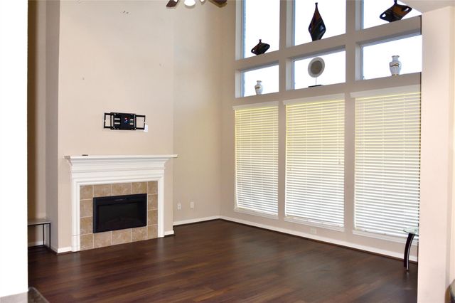 5106 Autumn Rose Lane, Sugar Land, TX 77479