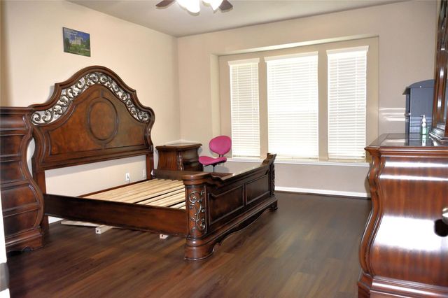 5106 Autumn Rose Lane, Sugar Land, TX 77479