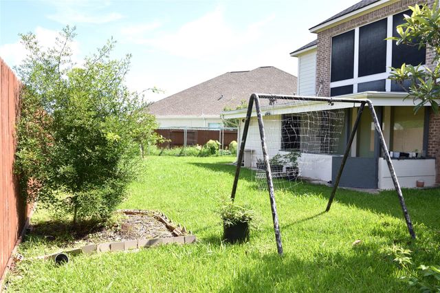 5106 Autumn Rose Lane, Sugar Land, TX 77479