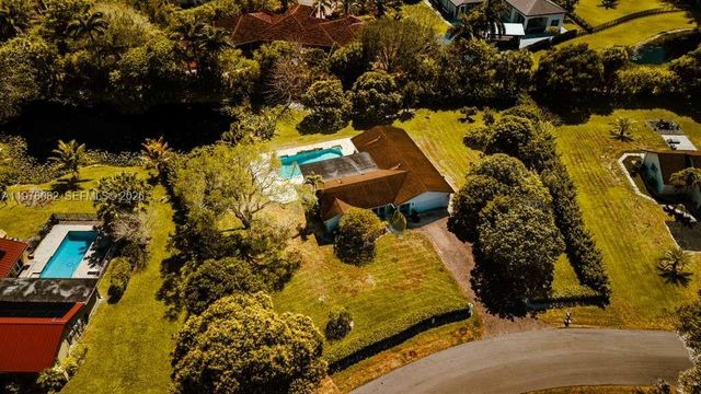 11030 SW 42nd Court, Davie, FL 33328