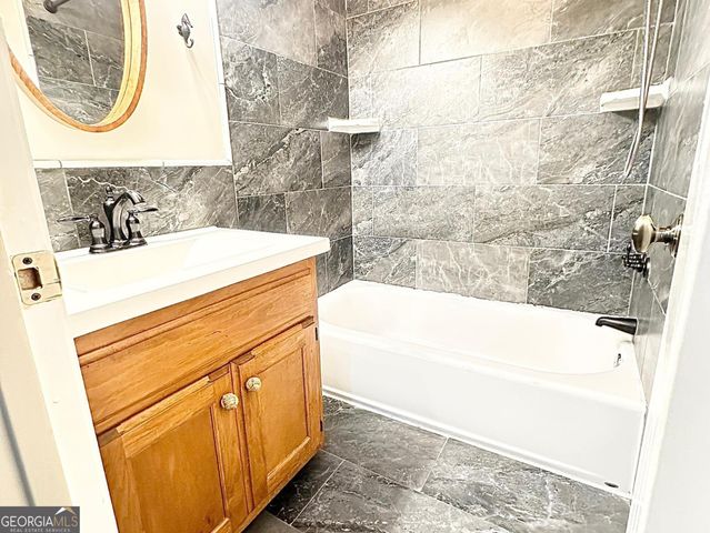 661 N Parkwood Road A, Decatur, GA 30030