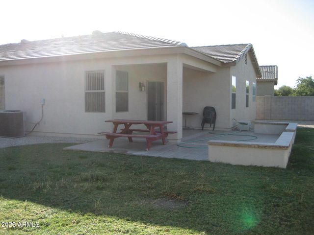 9824 W CROWN KING Road, Tolleson, AZ 85353