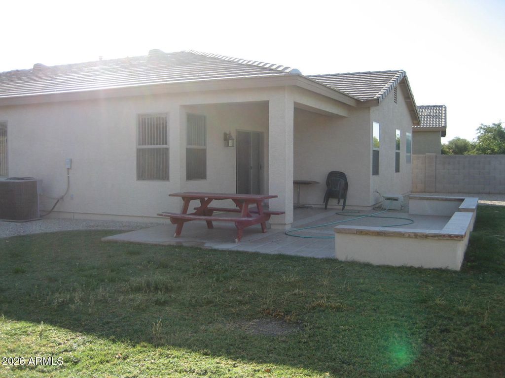 9824 W CROWN KING Road, Tolleson, AZ 85353 — photo 2