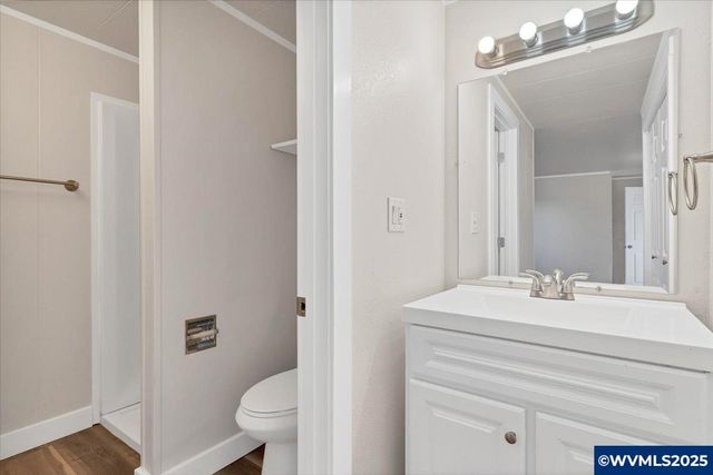 204 S 3Rd St, Carlton, OR 97111