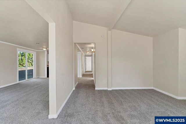 204 S 3Rd St, Carlton, OR 97111