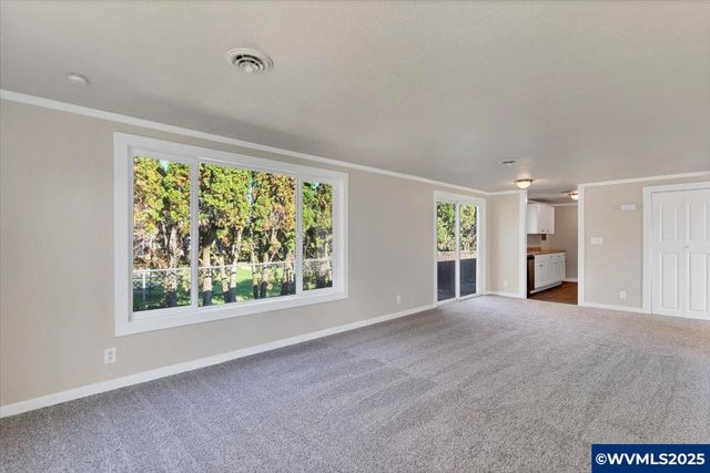 204 S 3Rd St, Carlton, OR 97111