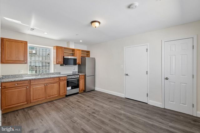 4230 6TH ST SE, Washington, DC 20032