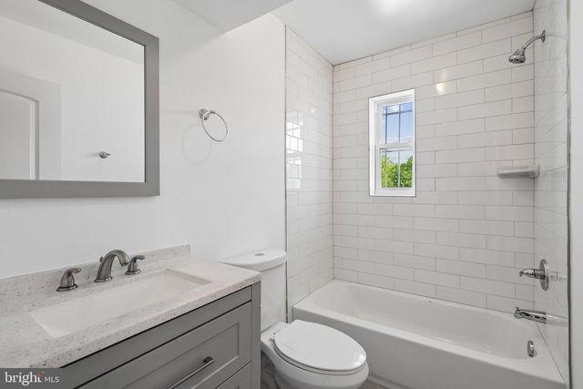 4230 6TH ST SE, Washington, DC 20032