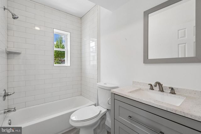 4230 6TH ST SE, Washington, DC 20032