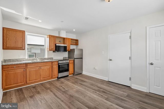 4230 6TH ST SE, Washington, DC 20032