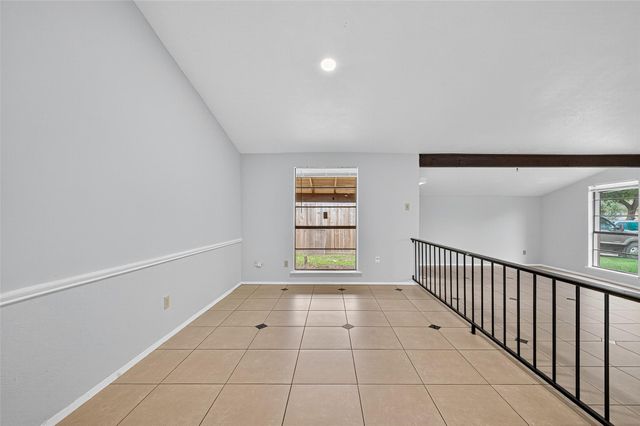 15815 Ironside Creek, Houston, TX 77053