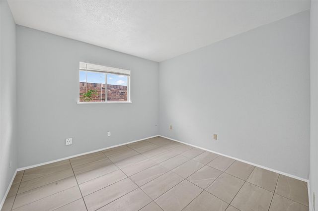 15815 Ironside Creek, Houston, TX 77053