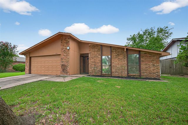 15815 Ironside Creek, Houston, TX 77053