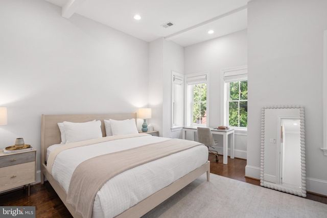 3322 PROSPECT ST NW, Washington, DC 20007