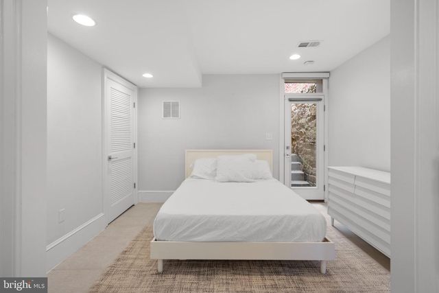 3322 PROSPECT ST NW, Washington, DC 20007