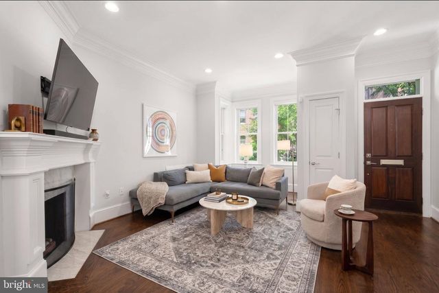 3322 PROSPECT ST NW, Washington, DC 20007
