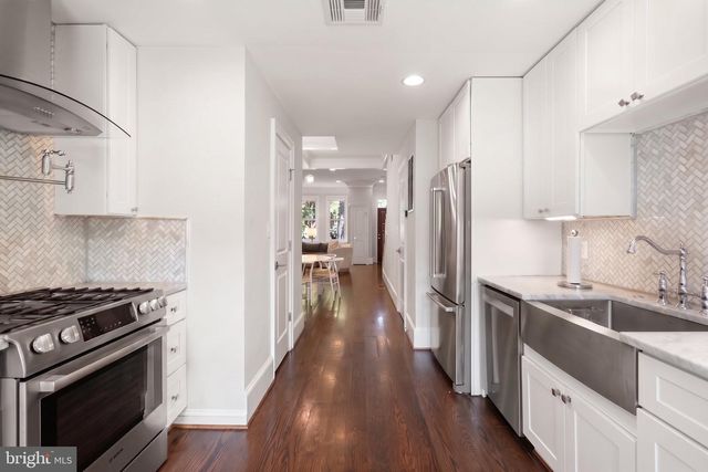 3322 PROSPECT ST NW, Washington, DC 20007
