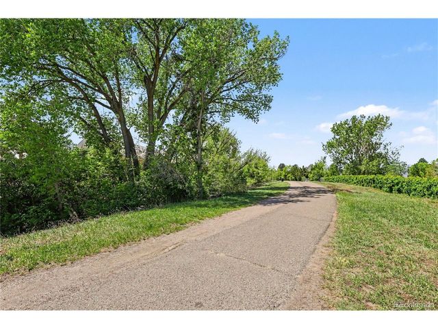 8225 E Fairmount Dr 9-201, Denver, CO 80247