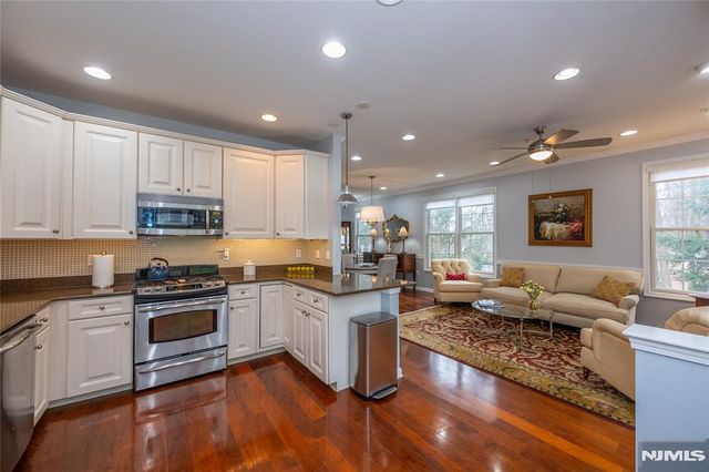 1 Ashley Court 701, Hawthorne, NJ 07506