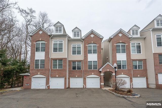 1 Ashley Court 701, Hawthorne, NJ 07506