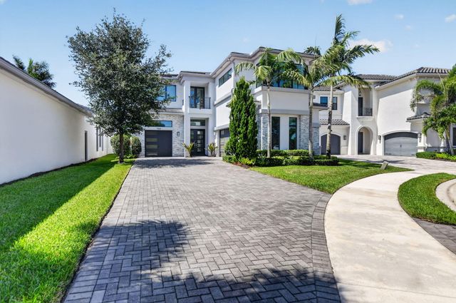 9168 Benedetta Place, Boca Raton, FL 33496