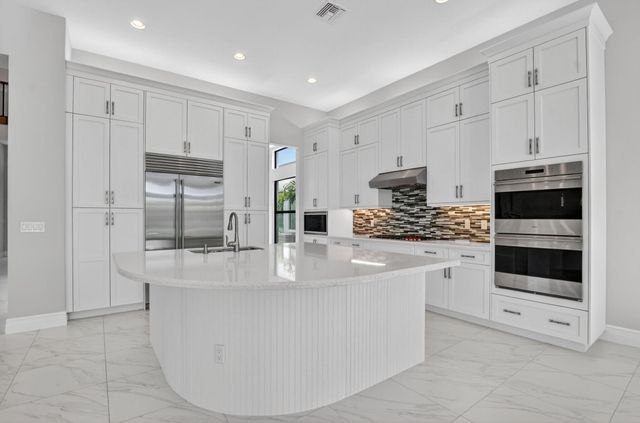 9168 Benedetta Place, Boca Raton, FL 33496