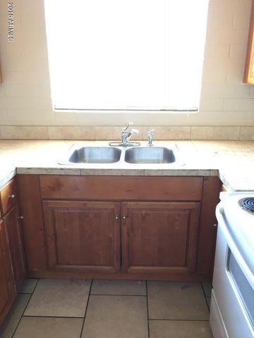 7106 N 68 Avenue 1, Glendale, AZ 85303