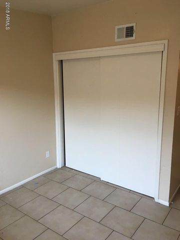 7106 N 68 Avenue 1, Glendale, AZ 85303