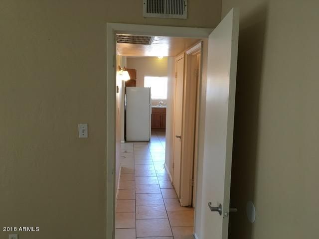 7106 N 68 Avenue 1, Glendale, AZ 85303