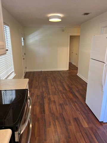 35 Bay Breeze Drive, Freeport, FL 32439