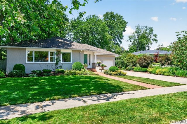 30 New Amsterdam Avenue, Buffalo, NY 14216