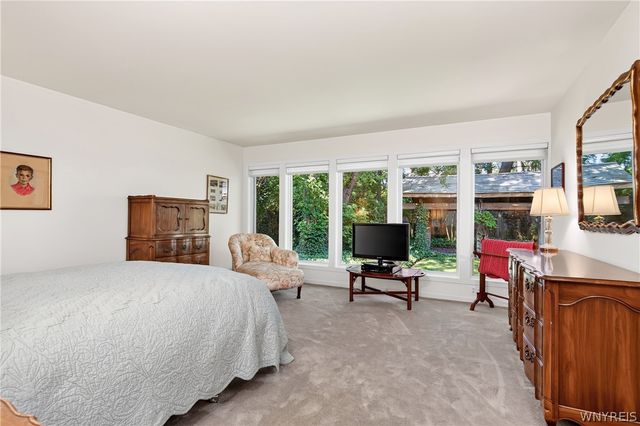 30 New Amsterdam Avenue, Buffalo, NY 14216