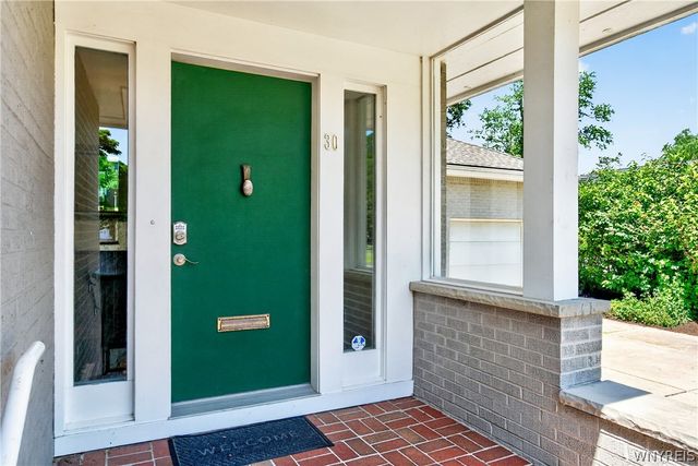 30 New Amsterdam Avenue, Buffalo, NY 14216