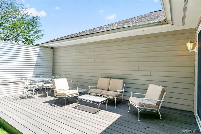 30 New Amsterdam Avenue, Buffalo, NY 14216