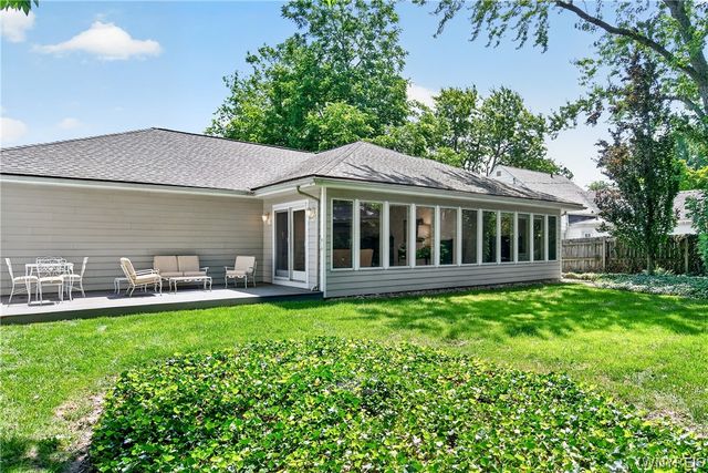 30 New Amsterdam Avenue, Buffalo, NY 14216