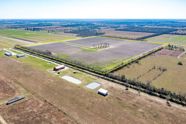 000 County Road 613, Dayton, TX 77535